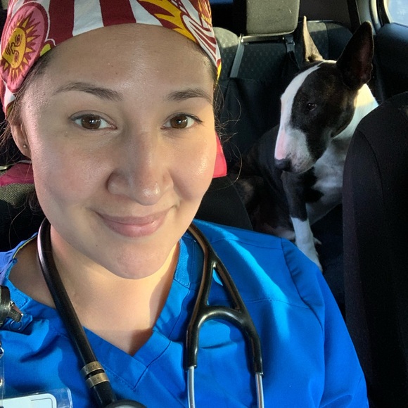 Meet Your Posher, Liz - Picture 2 of 3